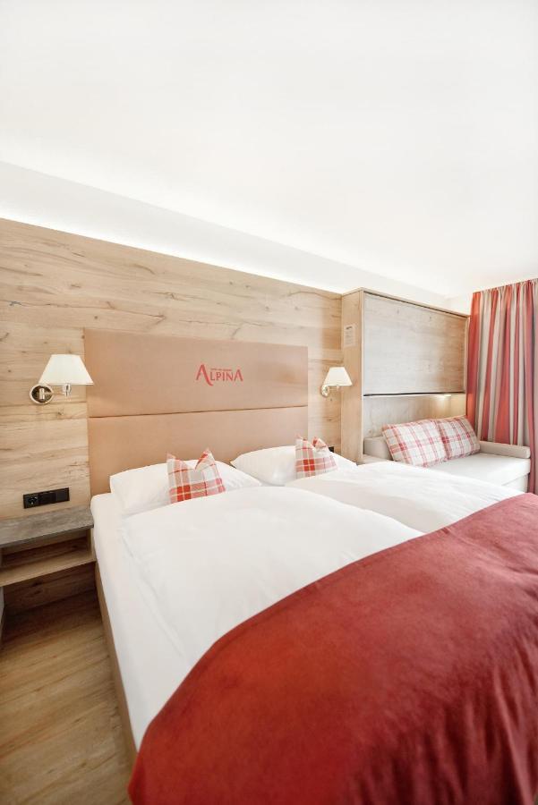 Hotel Alpina Superior Pettneu am Arlberg Kültér fotó