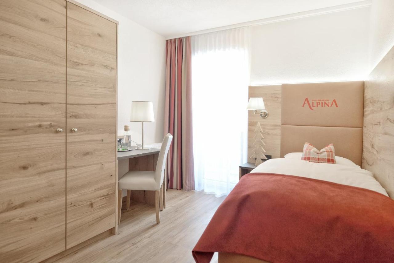 Hotel Alpina Superior Pettneu am Arlberg Kültér fotó