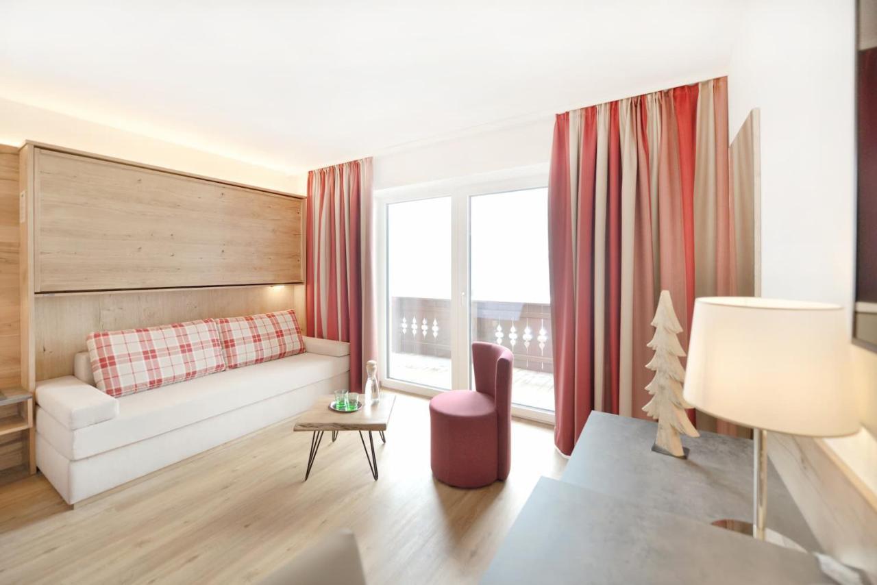 Hotel Alpina Superior Pettneu am Arlberg Kültér fotó