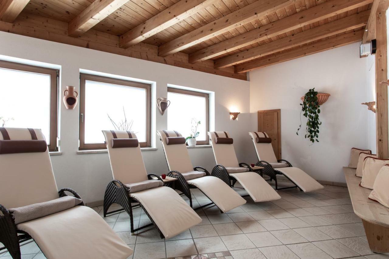 Hotel Alpina Superior Pettneu am Arlberg Kültér fotó